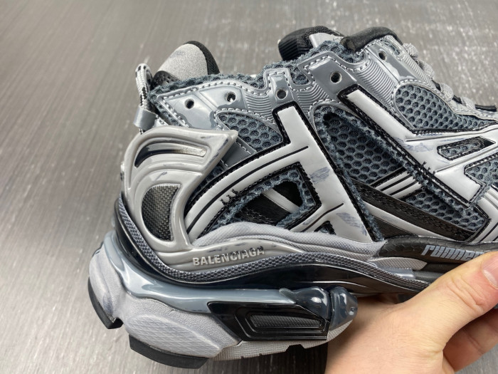 Ba*len*cia*ga runner sneaker