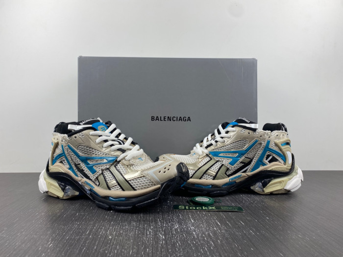 Ba*len*cia*ga runner sneaker