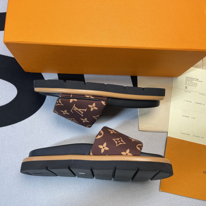 l&v sandal 32