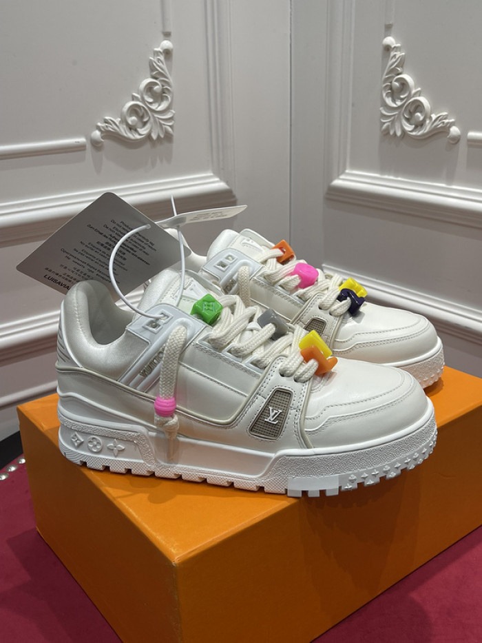 lv snekaers l000059